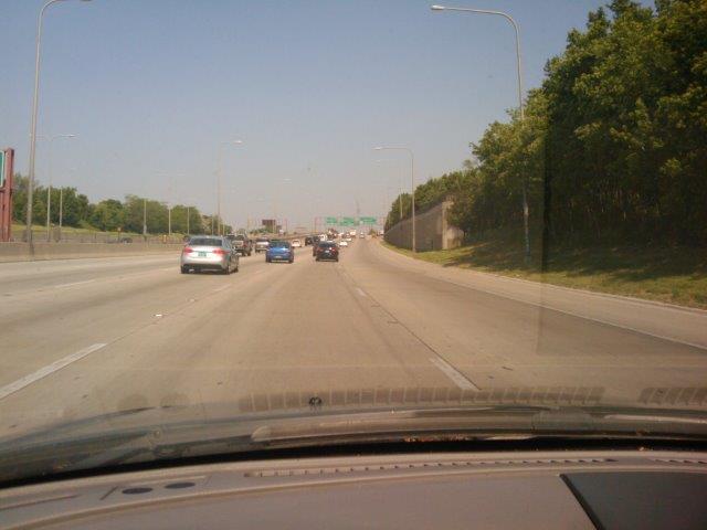 Chicago Illinois stretch limousine going to Chicago